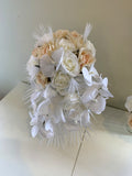 Bridal bouquet - Teardrop Bouquet - White & Apricot - Aferdita N | ARTISTIC GREENERY