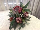 Round / Natural Bouquet - Burgundy Native Flowers - Klara M
